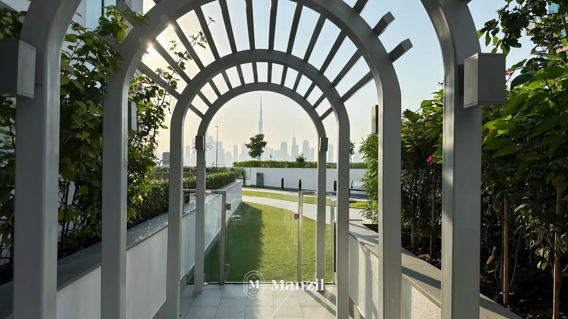 1Br Apt Near Downtown Dubai With Pool & Skyline Views 0*,  United Arab Emirates